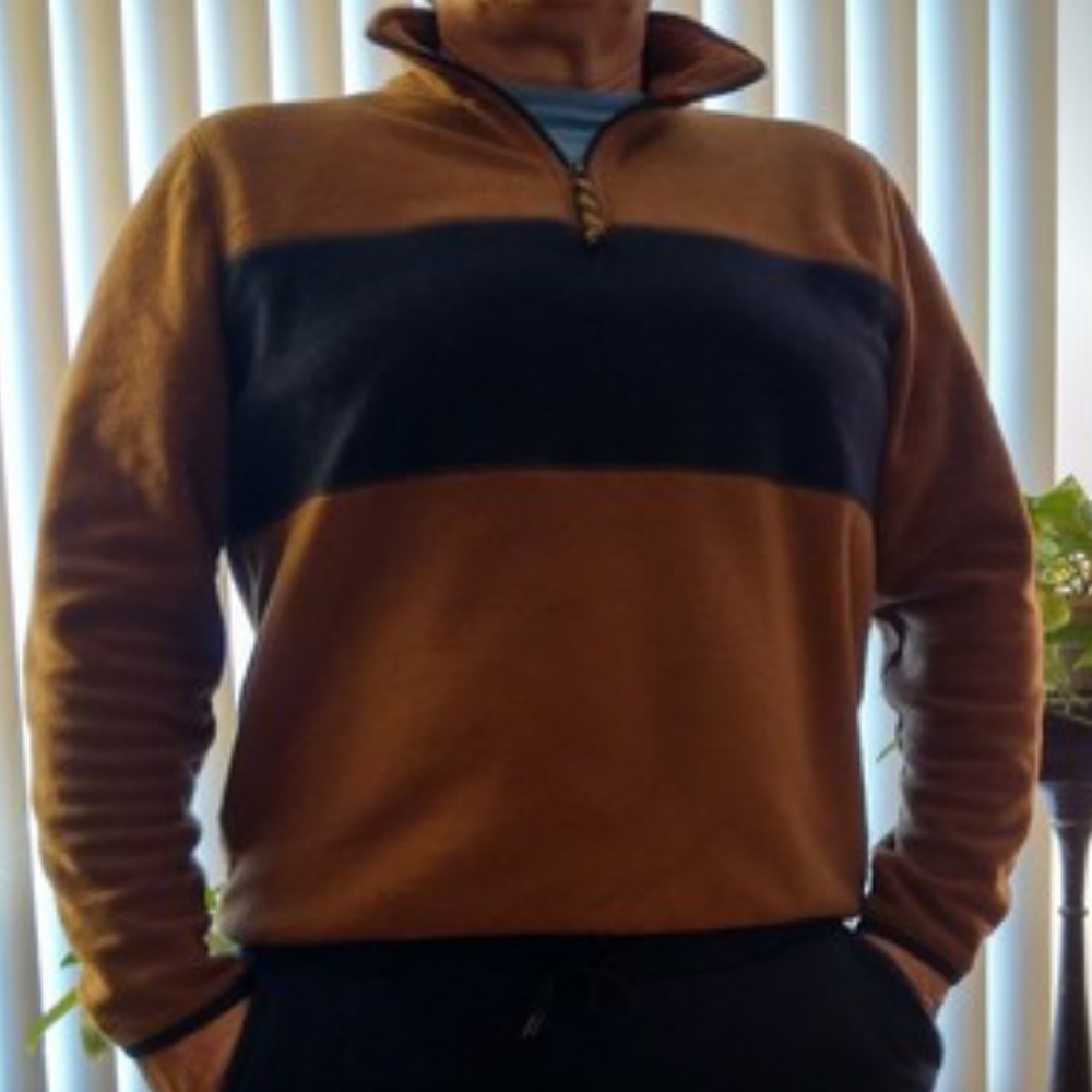 Gap Two-Tone Fleece Pullover Quarter Zipper L